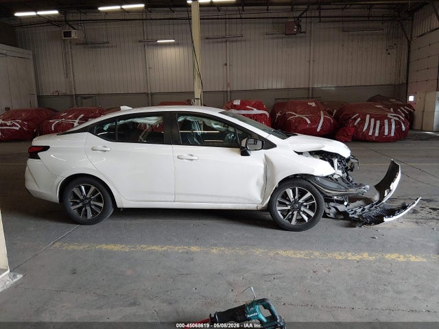 3N1CN8EV9ML887661 Nissan Versa Sv Xtronic Cvt