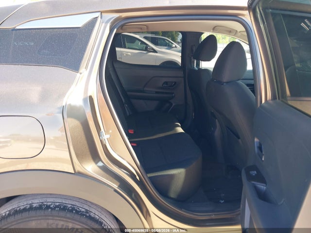3N8AP6BA4SL379491 Nissan Kicks S Fwd