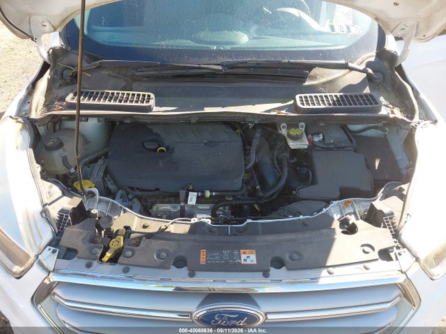 Продажа на аукционе авто 2017 Ford Escape Se, vin: 1FMCU9GD1HUD94414, номер лота: 45068636