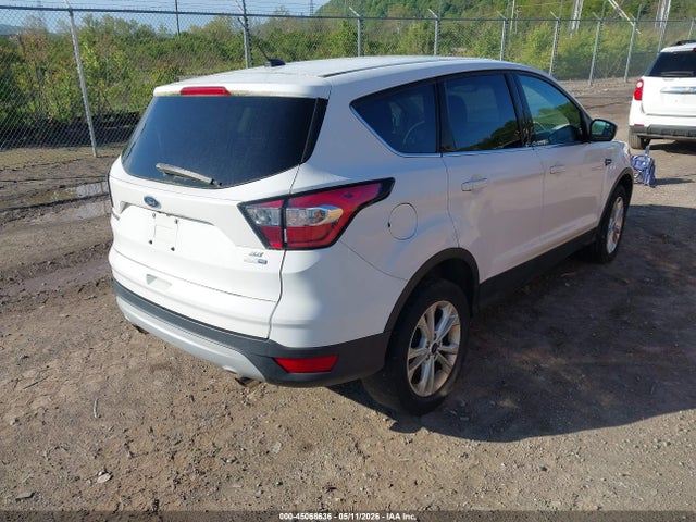Продажа на аукционе авто 2017 Ford Escape Se, vin: 1FMCU9GD1HUD94414, номер лота: 45068636