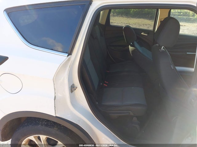 Продажа на аукционе авто 2017 Ford Escape Se, vin: 1FMCU9GD1HUD94414, номер лота: 45068636