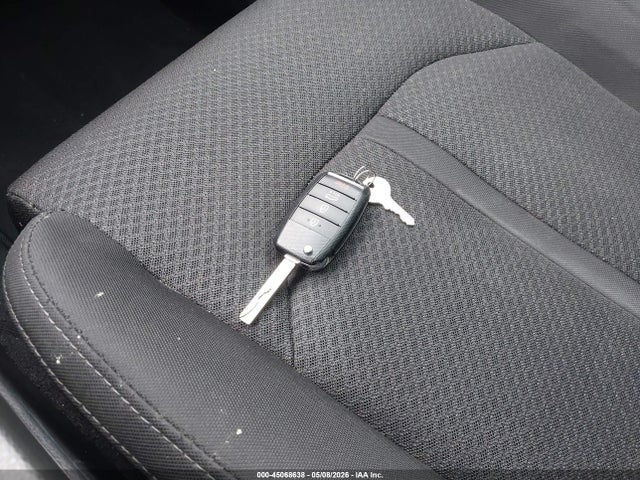 5XXGT4L33HG123899 KIA Optima Lx