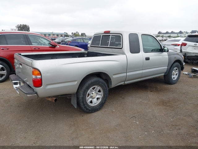45068662 :رقم المزاد ، 5TEVL52N14Z331355 vin ، 2004 Toyota Tacoma مزاد بيع