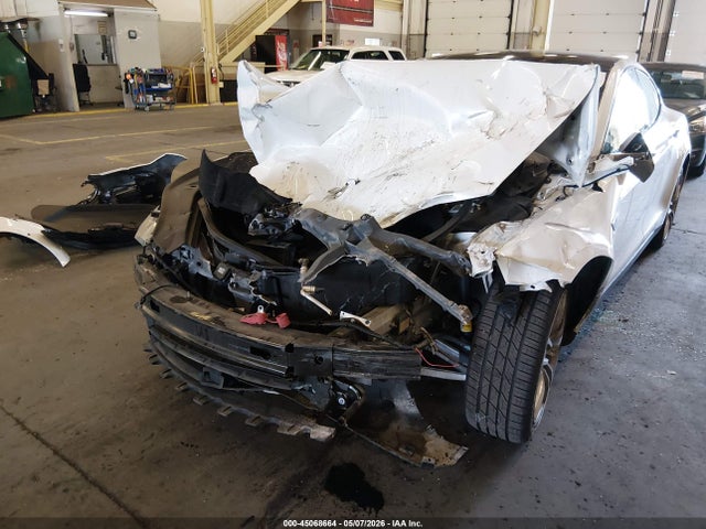 Tesla Model S P85 2014 5YJSA1H13EFP63681 Image 6