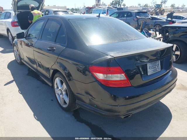45068665 :رقم المزاد ، WDDGF5EB3BR152072 vin ، 2011 Mercedes-benz C 300 Luxury/sport مزاد بيع