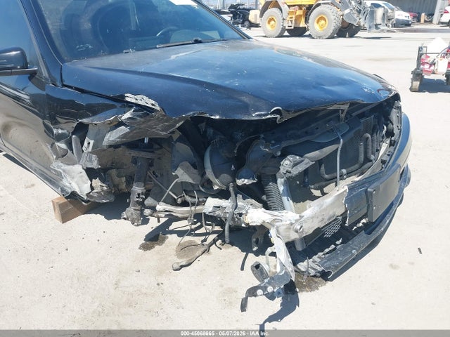 45068665 :رقم المزاد ، WDDGF5EB3BR152072 vin ، 2011 Mercedes-benz C 300 Luxury/sport مزاد بيع