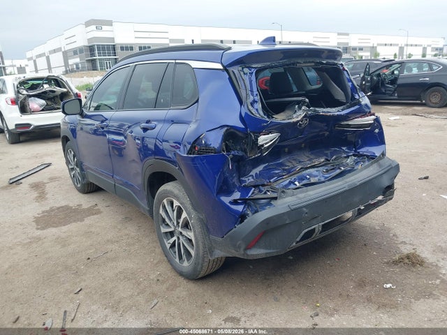 2022 Toyota Corolla Cross Xle მანქანა იყიდება აუქციონზე, vin: 7MUDAAAG8NV009362, აუქციონის ნომერი: 45068671