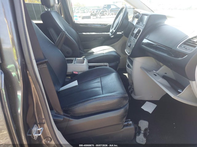 Продаж на аукціоні авто 2016 Chrysler Town & Country Touring, vin: 2C4RC1BG4GR282593, номер лоту: 45068678