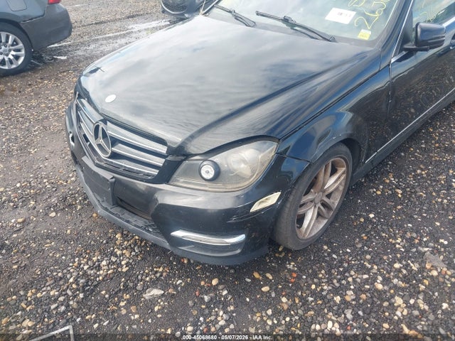 Aukcja sprzedaży 2014 Mercedes-benz C 300 Sport 4matic, vin: WDDGF8AB0EG234302, numer aukcji: 45068680