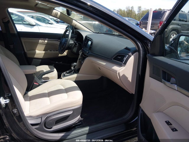 Hyundai Elantra Value Edition 2018 5NPD84LF7JH228793 Image 17