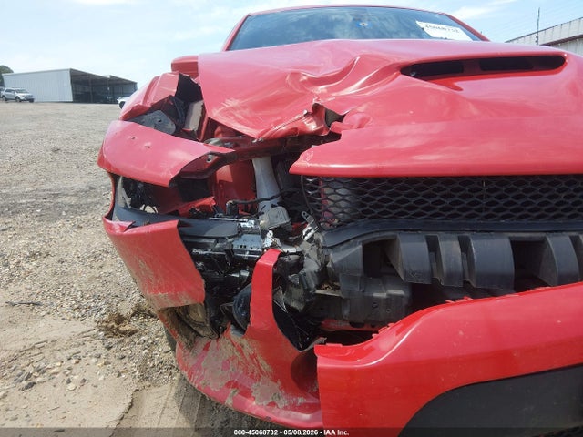 2C3CDXHG6JH218084 Dodge Charger Sxt Plus Rwd