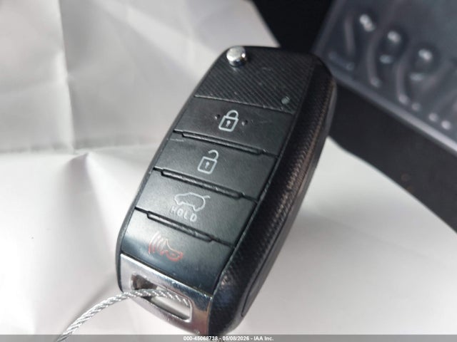 5XYPG4A56KG561876 KIA Sorento 3.3l Lx