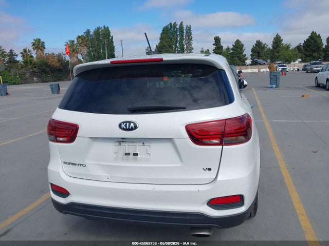 5XYPG4A56KG561876 KIA Sorento 3.3l Lx