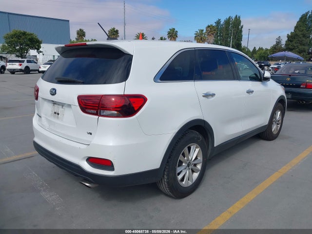 5XYPG4A56KG561876 KIA Sorento 3.3l Lx