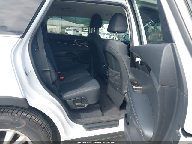5XYPG4A56KG561876 KIA Sorento 3.3l Lx