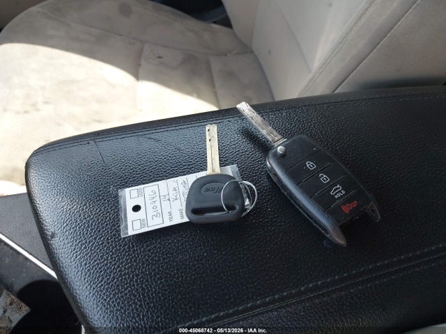 2014 Kia Optima Lx მანქანა იყიდება აუქციონზე, vin: 5XXGM4A75EG310446, აუქციონის ნომერი: 45068742