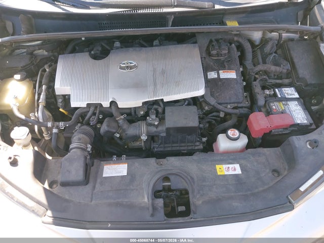 JTDKARFU3G3527365 Toyota Prius Three