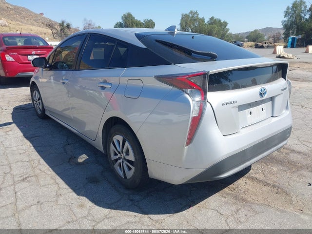 JTDKARFU3G3527365 Toyota Prius Three
