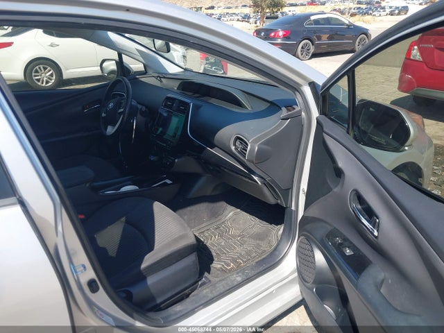 JTDKARFU3G3527365 Toyota Prius Three