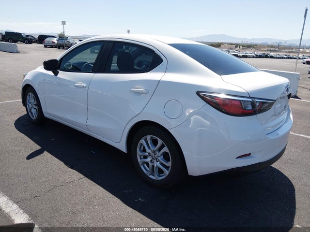 3MYDLBYV6HY190619 Toyota YARIS IA