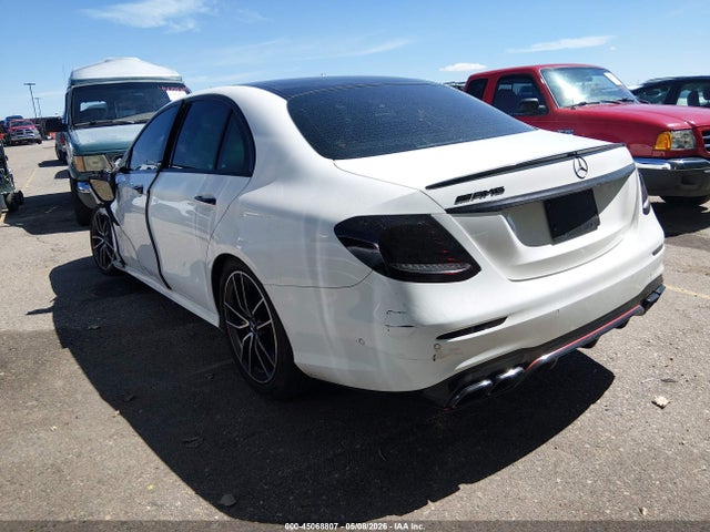 2018 Mercedes-benz E 300 მანქანა იყიდება აუქციონზე, vin: WDDZF4JB2JA388508, აუქციონის ნომერი: 45068807