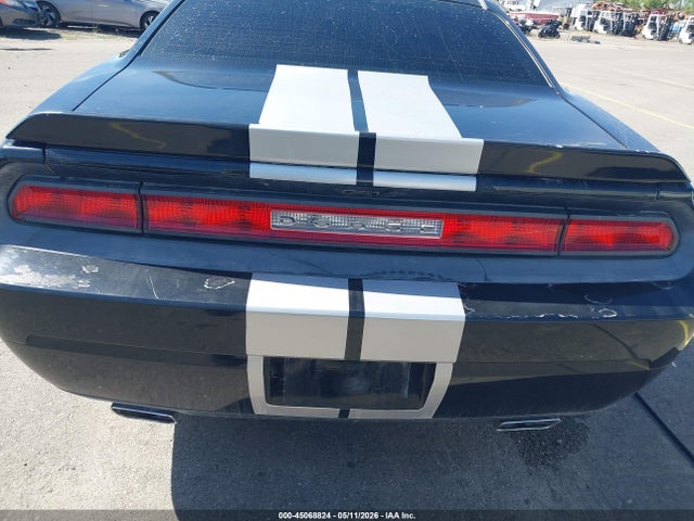 45068824 :رقم المزاد ، 2C3CDYAG7DH704732 vin ، 2013 Dodge Challenger Sxt مزاد بيع