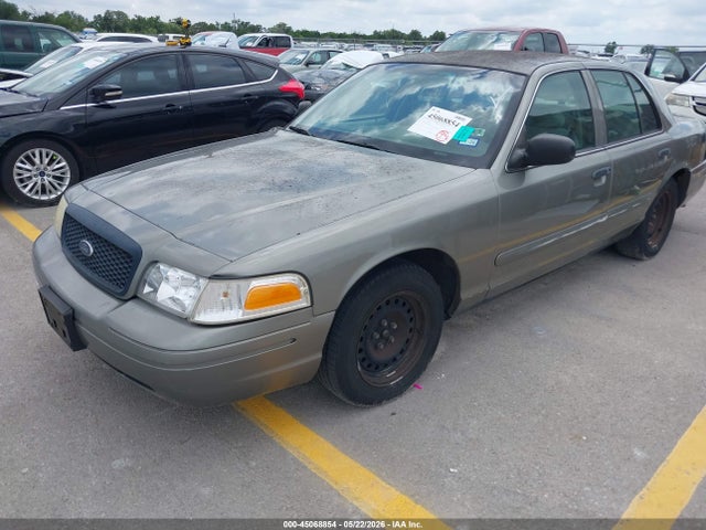 45068854 :رقم المزاد ، 2FAFP71W51X159350 vin ، 2001 Ford Crown Victoria Police Interceptor مزاد بيع