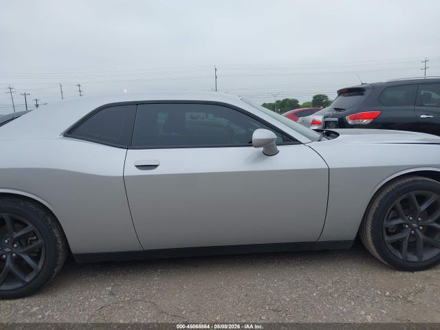 2C3CDZAG4MH599928 Dodge Challenger Sxt