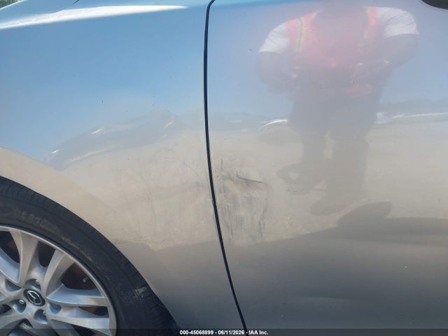 Продажа на аукционе авто 2016 Mazda Mazda3 I Sport, vin: 3MZBM1U73GM299966, номер лота: 45068899