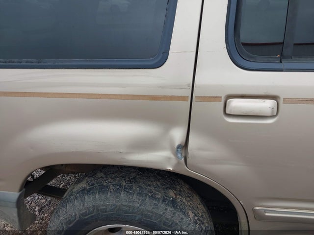 1998 Ford Explorer Eddie Bauer/limited/xlt მანქანა იყიდება აუქციონზე, vin: 1FMZU35P5WUA08594, აუქციონის ნომერი: 45068924