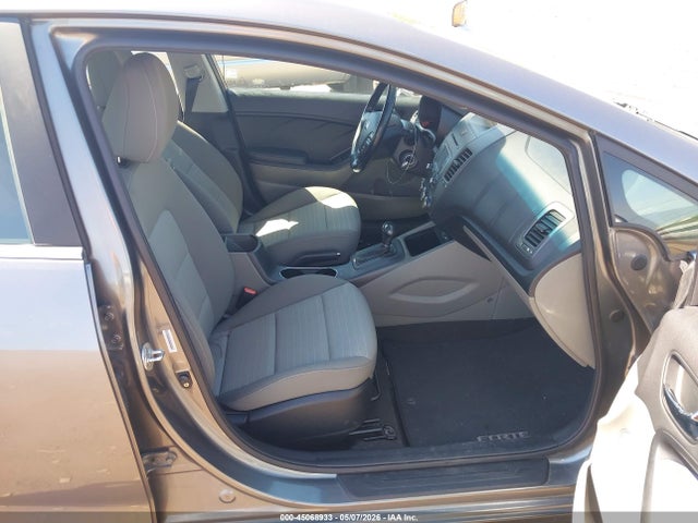 Продажа на аукционе авто 2014 Kia Forte Ex, vin: KNAFX4A81E5165810, номер лота: 45068933