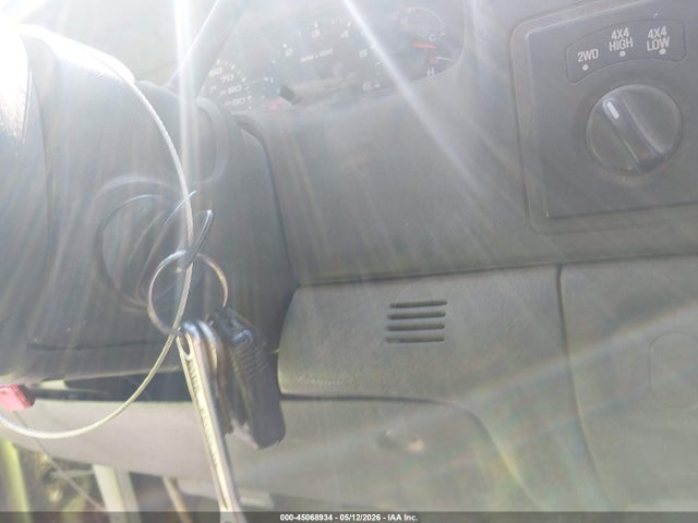 Aukcja sprzedaży 2002 Ford Super Duty F-250 Lariat/xl/xlt, vin: 1FTNW21L62EA26844, numer aukcji: 45068934