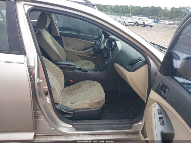 Auction sale of the 2014 Kia Optima Lx, vin: 5XXGM4A76EG290658, lot number: 45068936