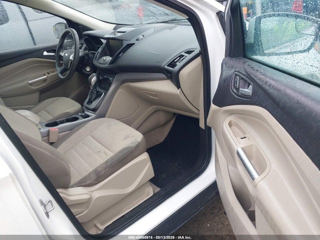 45068974 :رقم المزاد ، 1FMCU0GX8DUB70864 vin ، 2013 Ford Escape Se مزاد بيع