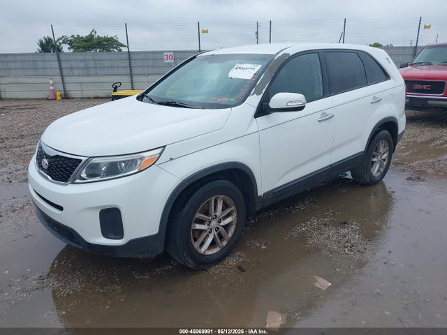 Продажа на аукционе авто 2015 Kia Sorento Lx, vin: 5XYKT3A63FG615021, номер лота: 45068991