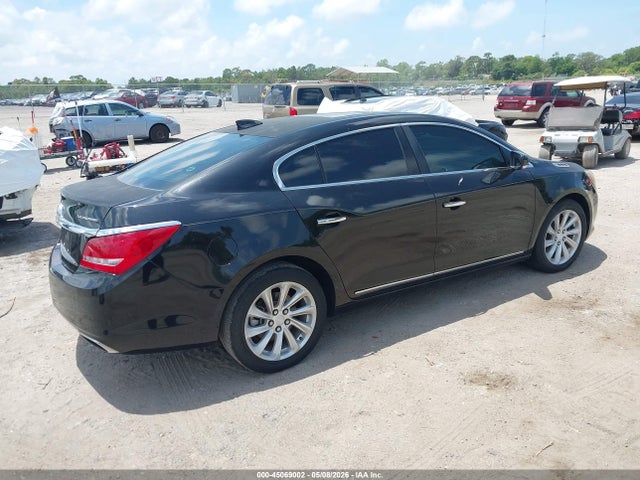 45069002 :رقم المزاد ، 1G4GB5G35GF127092 vin ، 2016 Buick Lacrosse Leather مزاد بيع