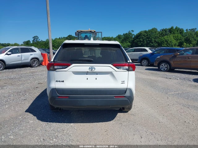 45069010 :رقم المزاد ، 2T3G1RFV4NW268121 vin ، 2022 Toyota Rav4 Le مزاد بيع
