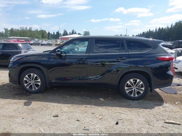 5TDKBRCH0PS112457 Toyota Highlander Hybrid Xle