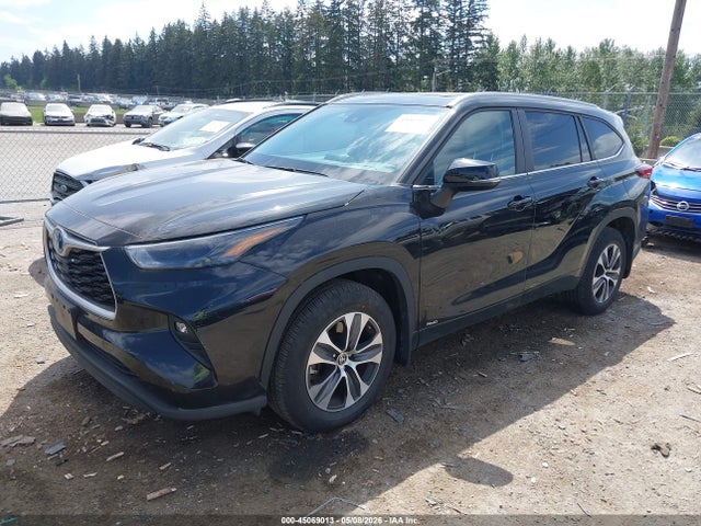 5TDKBRCH0PS112457 Toyota Highlander Hybrid Xle