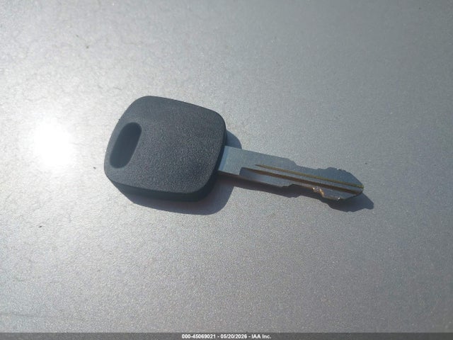 Продаж на аукціоні авто 2001 Lincoln Town Car Signature, vin: 1LNHM82W61Y672683, номер лоту: 45069021