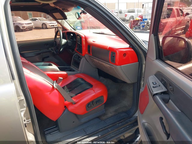 45069045 :رقم المزاد ، 3GNFK16Z33G282822 vin ، 2003 Chevrolet Suburban 1500 Z71 مزاد بيع