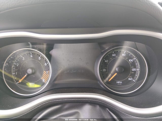 2015 Jeep Cherokee Trailhawk მანქანა იყიდება აუქციონზე, vin: 1C4PJMBS0FW522781, აუქციონის ნომერი: 45069069