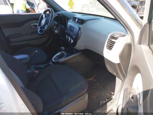 KNDJN2A23J7896174 KIA Soul