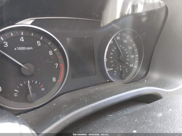 5NPD74LF0JH353881 Hyundai ELANTRA SE