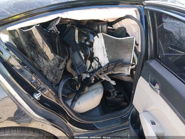 5NPD74LF0JH353881 Hyundai ELANTRA SE
