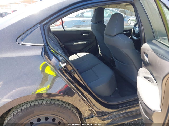 5YFEPRAE9LP097564 Toyota COROLLA LE