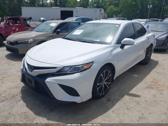 45069106 :رقم المزاد ، 4T1B11HK4KU797040 vin ، 2019 Toyota Camry Se مزاد بيع