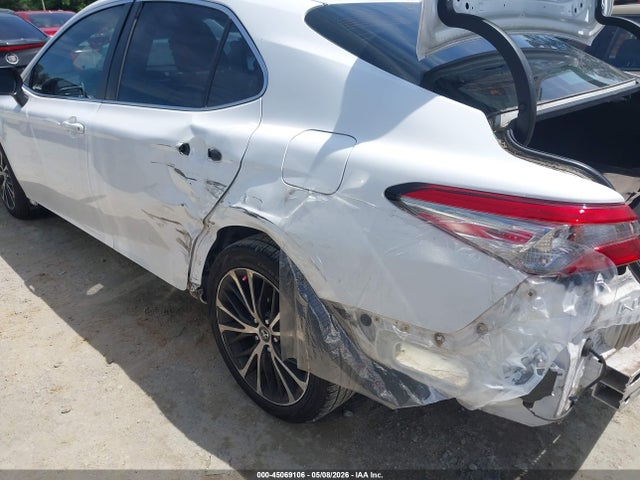 45069106 :رقم المزاد ، 4T1B11HK4KU797040 vin ، 2019 Toyota Camry Se مزاد بيع