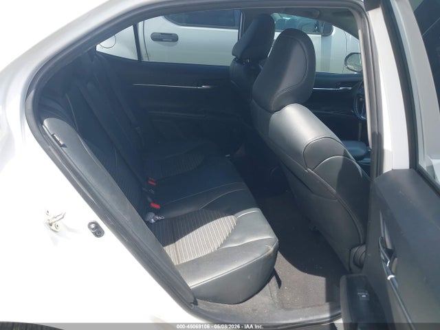 45069106 :رقم المزاد ، 4T1B11HK4KU797040 vin ، 2019 Toyota Camry Se مزاد بيع