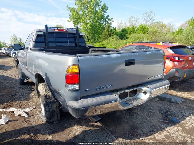 Продажа на аукционе авто 2001 Toyota Tundra Sr5 V8, vin: 5TBKT44141S217083, номер лота: 45069143